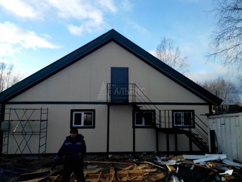 Магазин с офисным мансардным этажом из сэндвич-панелей - фото 2